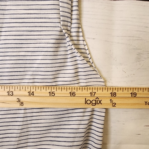 Mod Ref- Rylan Navy & White Stripe Asymmetrical T Shirt Dress...size Sma… - Picture 9 of 9